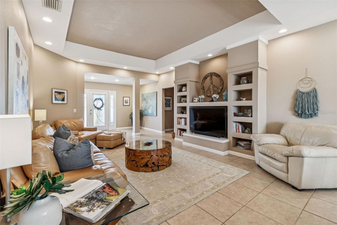 618 Whitfield Avenue, Sarasota, FL 34243 Photo