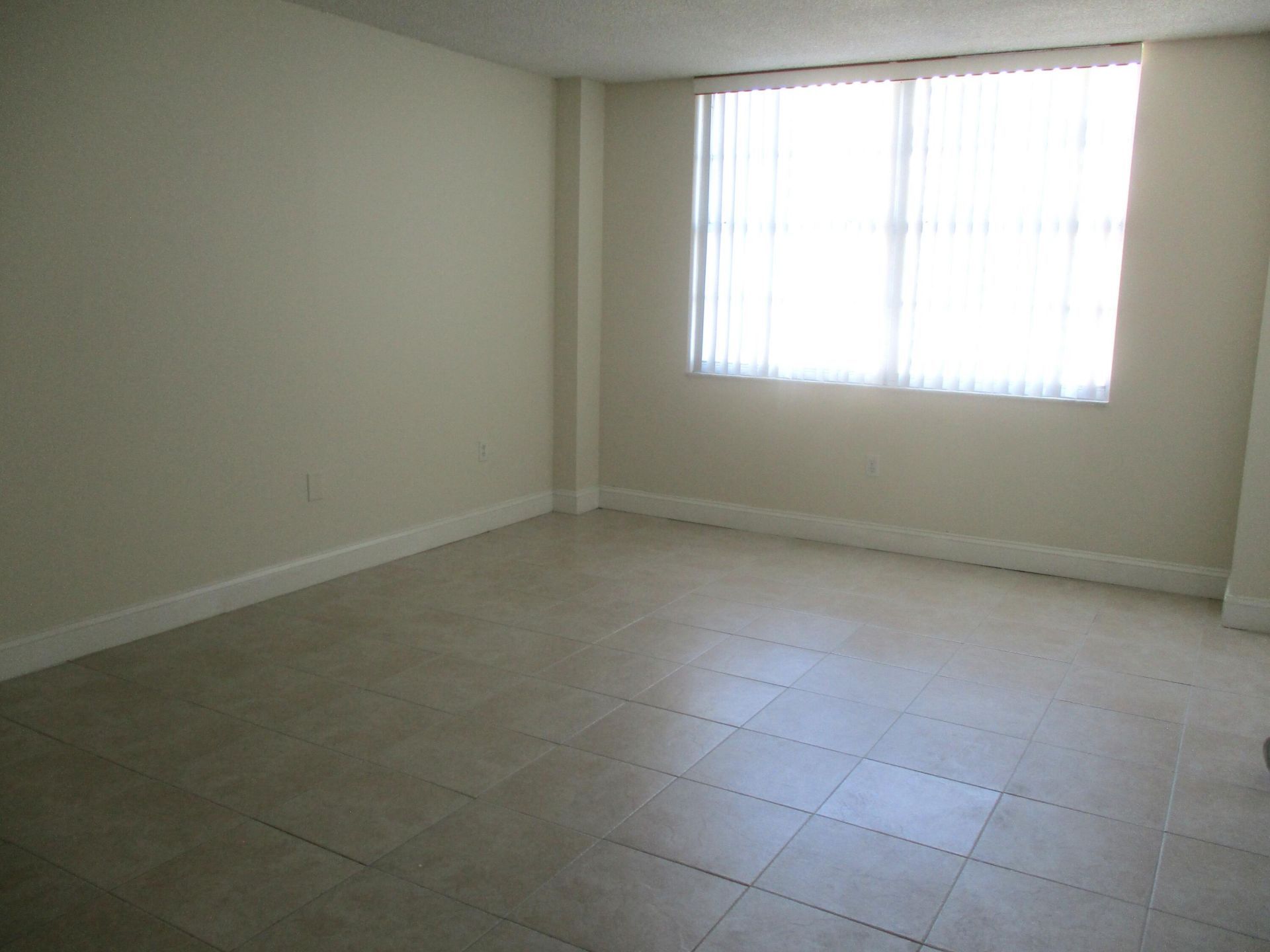 2801 NE 183rd Street, Unit 1112w, Aventura, FL 33160 Photo