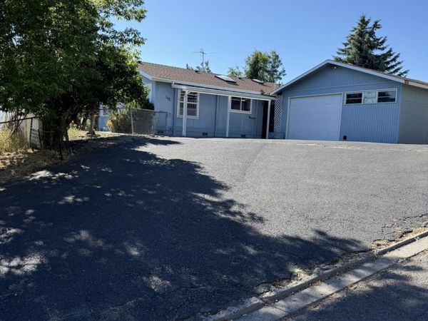 140 N Wendling Street, Klamath Falls, OR 97601