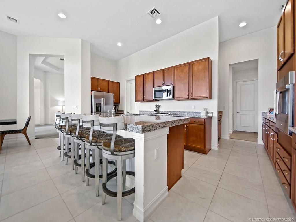 2044 SW English Garden Drive, Palm City, FL 34990 Photo