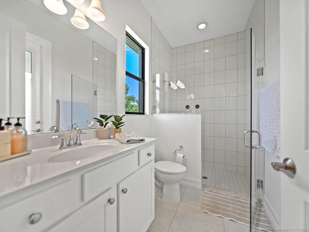 2044 SW English Garden Drive, Palm City, FL 34990 Photo