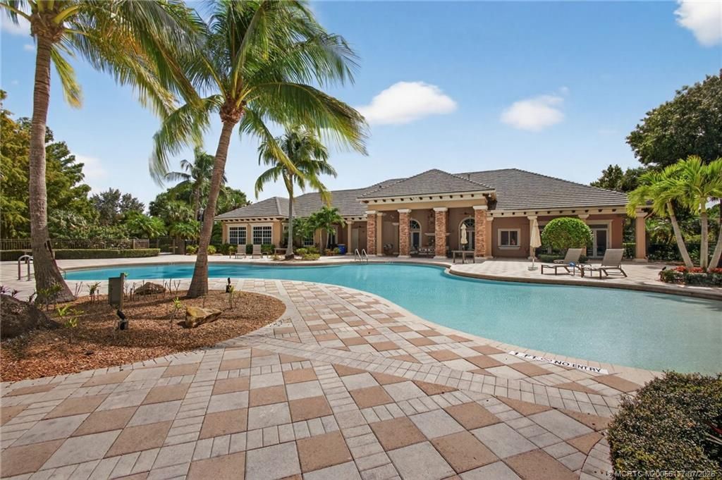 2044 SW English Garden Drive, Palm City, FL 34990 Photo