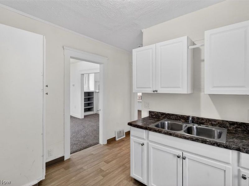 3467 E 125th Street, Cleveland, OH 44120 Photo 11