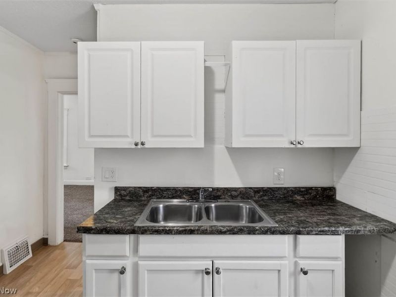 3467 E 125th Street, Cleveland, OH 44120 Photo 12