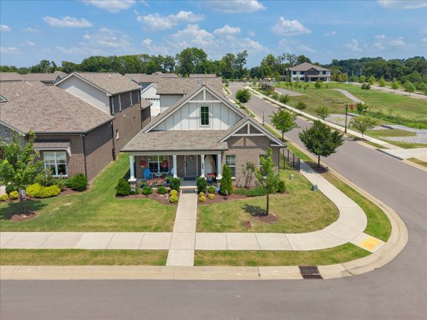 6300 York Dr , Hermitage, TN 37076