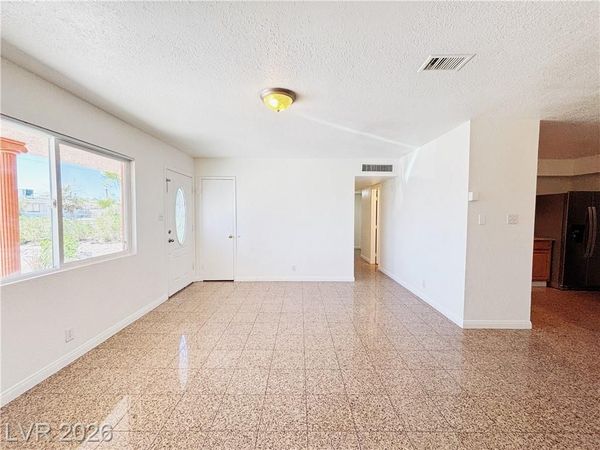 6108 Preston Circle, Las Vegas, NV 89107