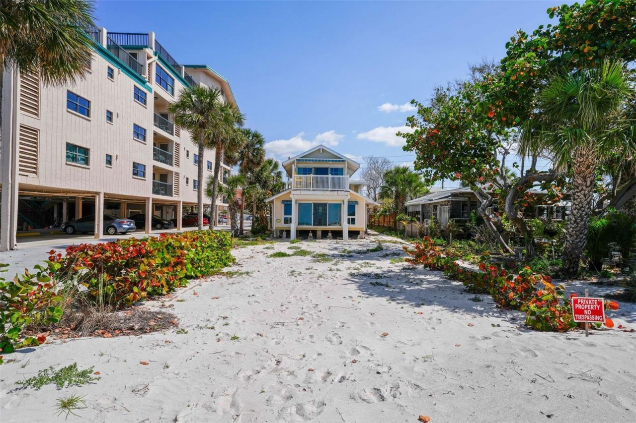 13062 Gulf Boulevard , Madeira Beach, FL 33708 Photo