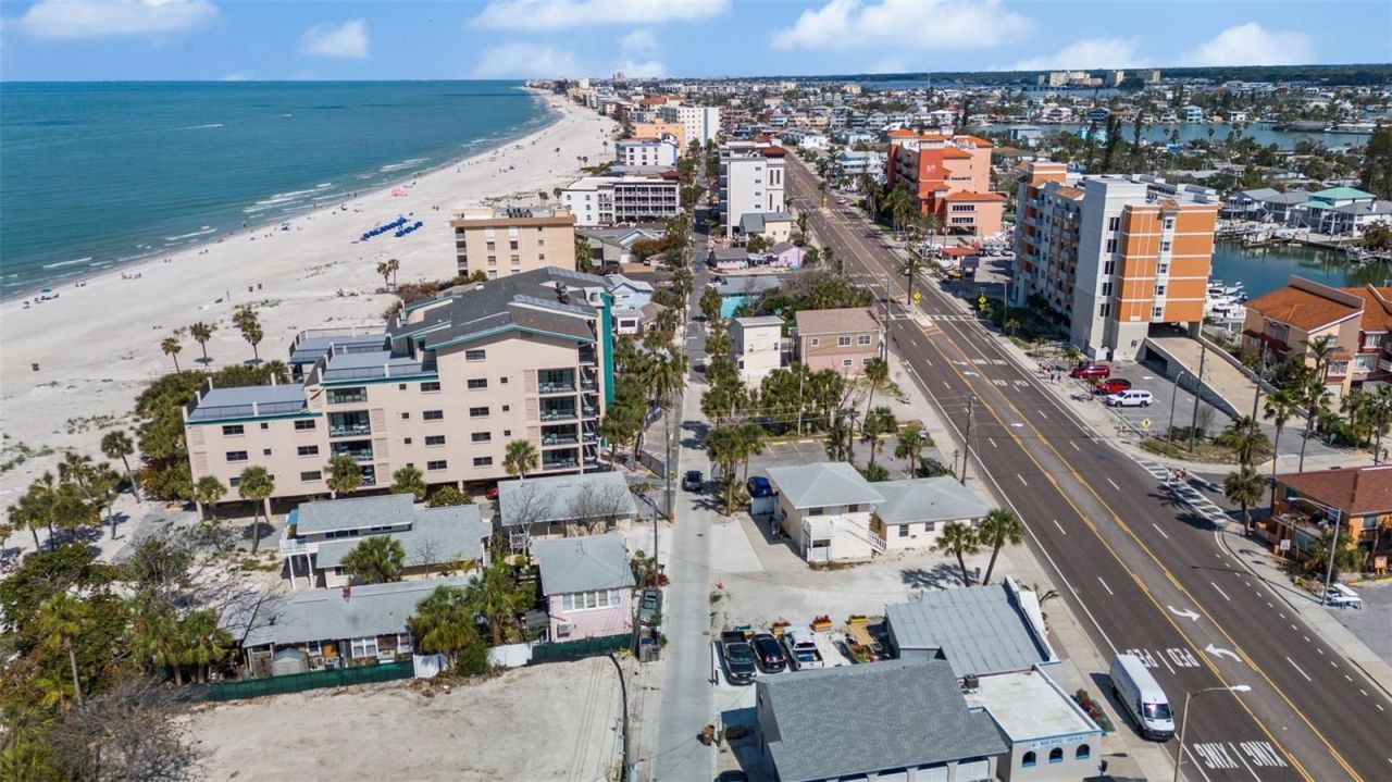 13062 Gulf Boulevard , Madeira Beach, FL 33708 Photo