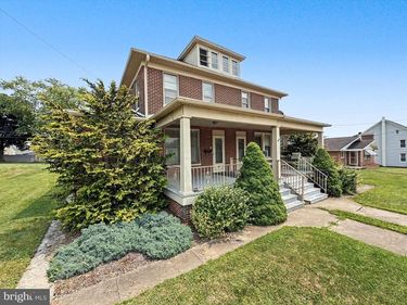 637 S MAIN STREET, RED LION, PA 17356