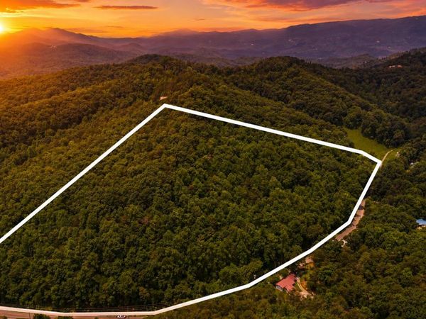 000 Pine Mtn Road, Pigeon Forge, TN 37863