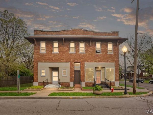 821 Niedringhaus Avenue, Granite City, IL 62040