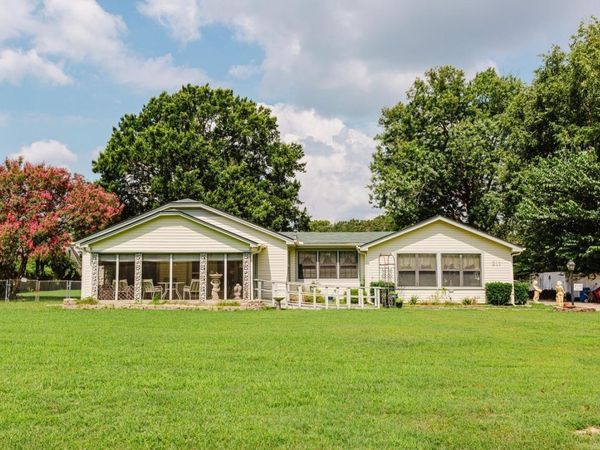 211 Southeastern Avenue , Jacksonville, AR 72076