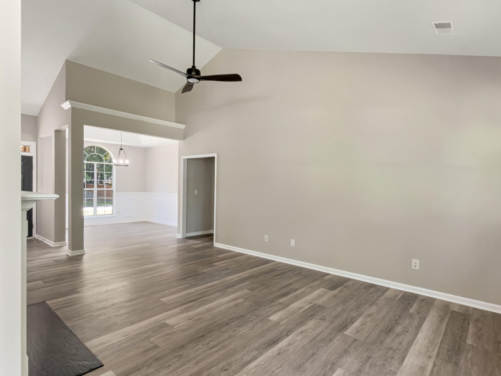 8524 Stonebridge Drive Photo 11