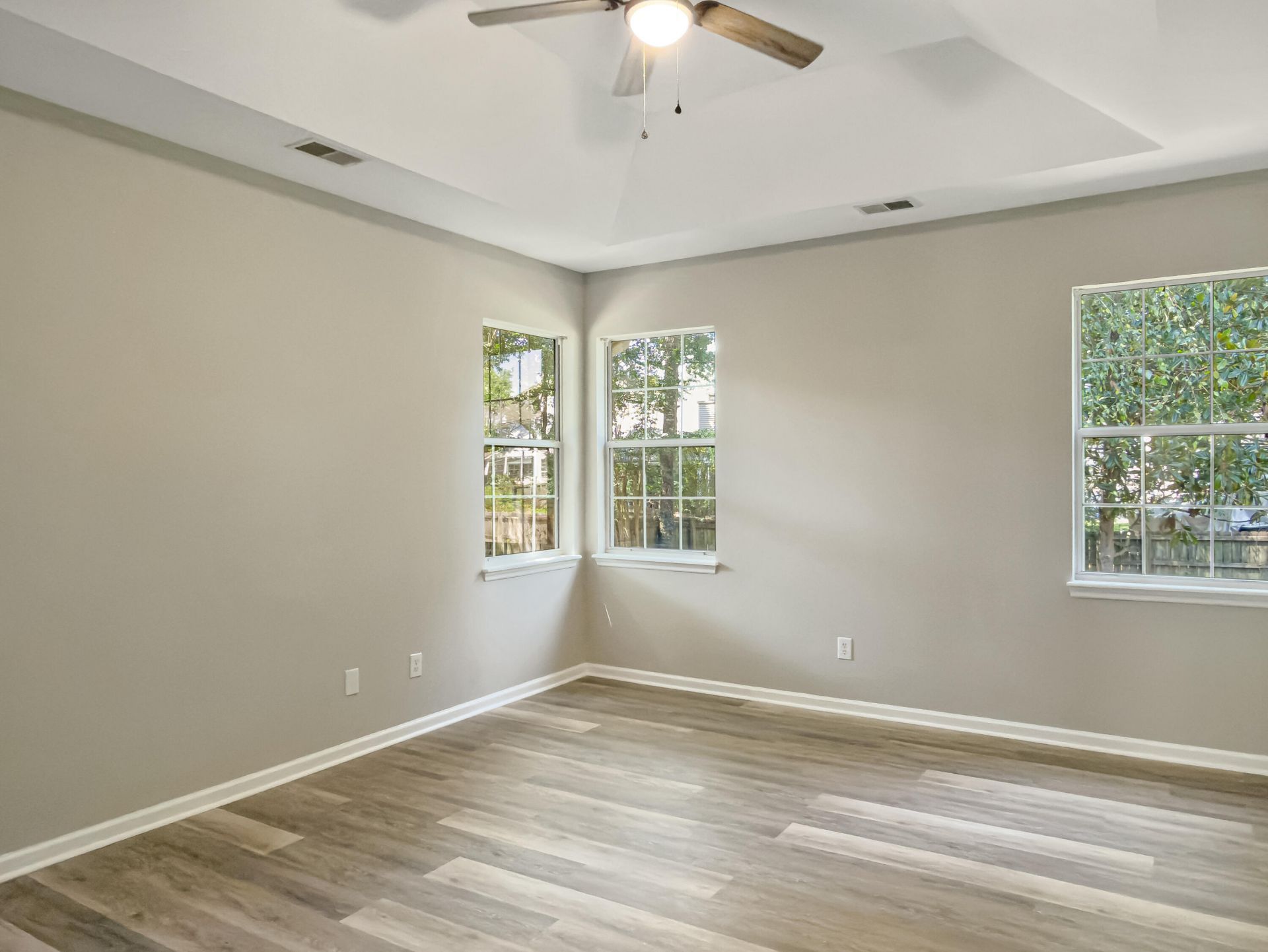 8524 Stonebridge Drive Photo 19
