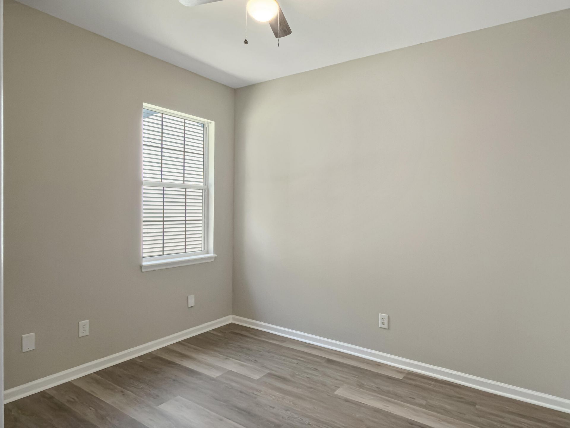 8524 Stonebridge Drive Photo 24