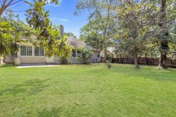 8524 Stonebridge Drive photo 4