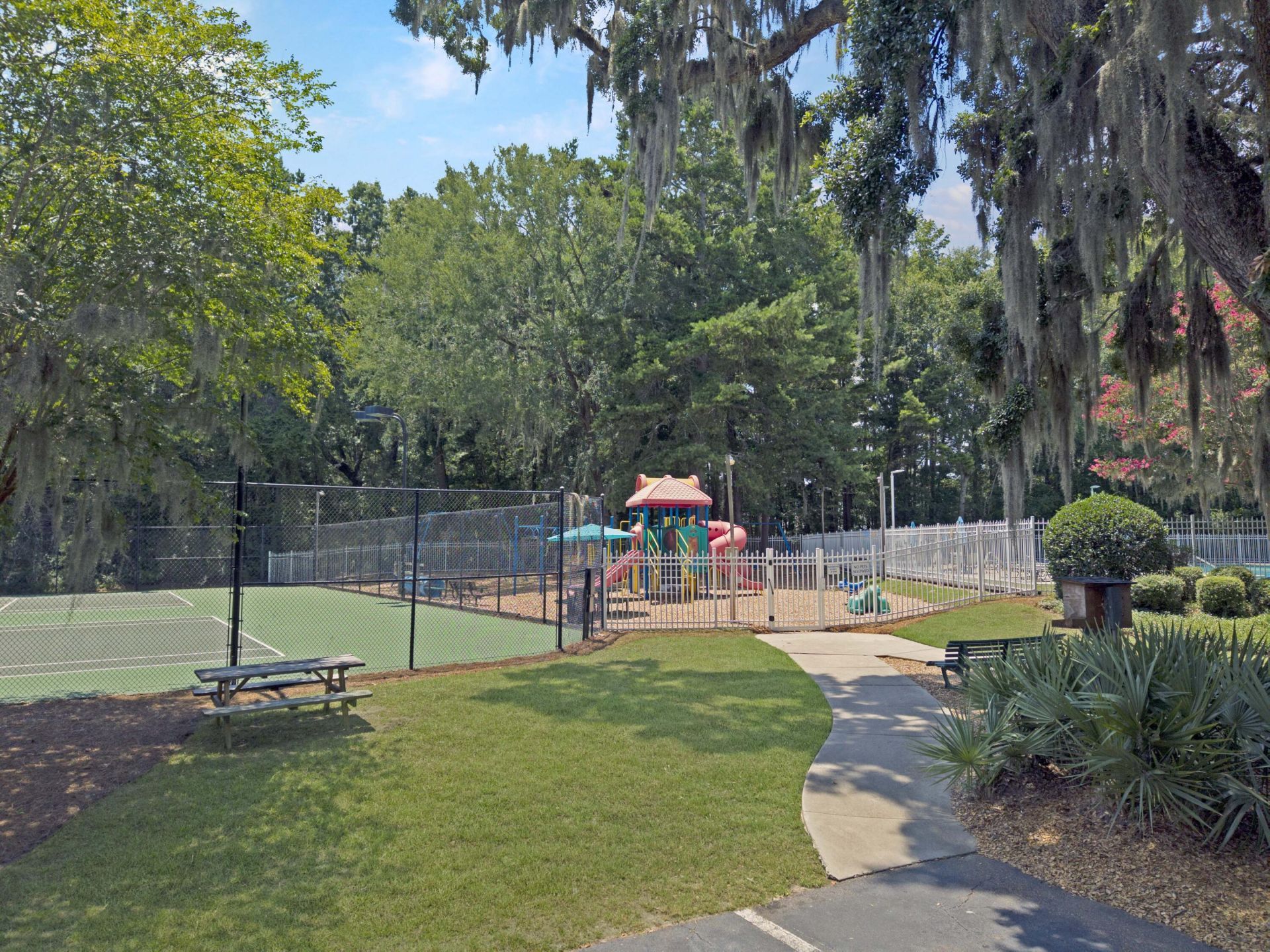 8524 Stonebridge Drive Photo 37