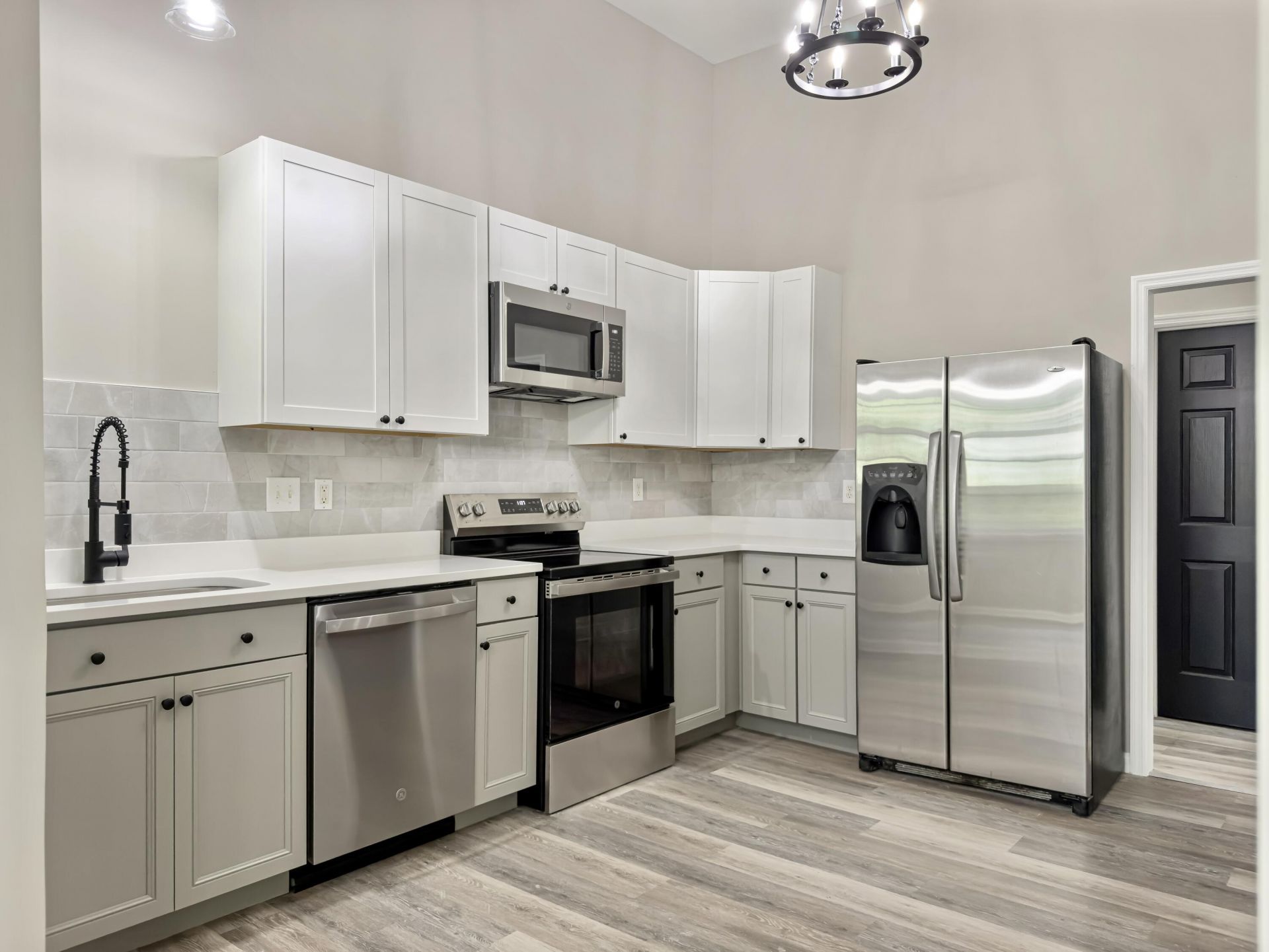8524 Stonebridge Drive Photo 5