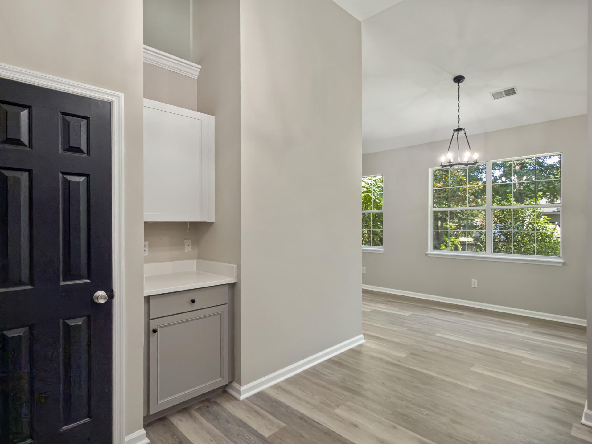 8524 Stonebridge Drive Photo 8