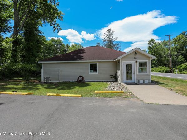 216 Ny-32 , New Paltz, NY 12561