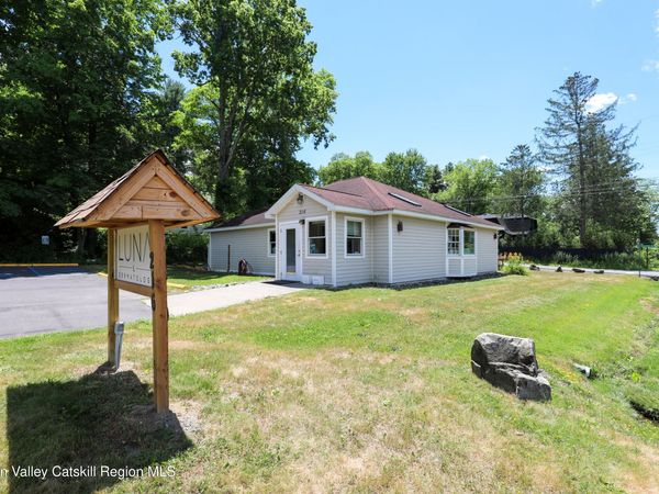 216 Ny-32 , New Paltz, NY 12561