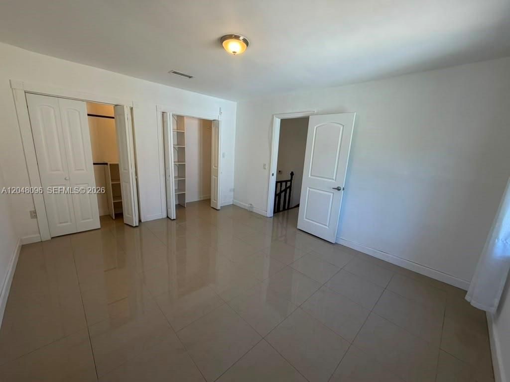 655 85th St, Miami Beach, FL 33141 Photo