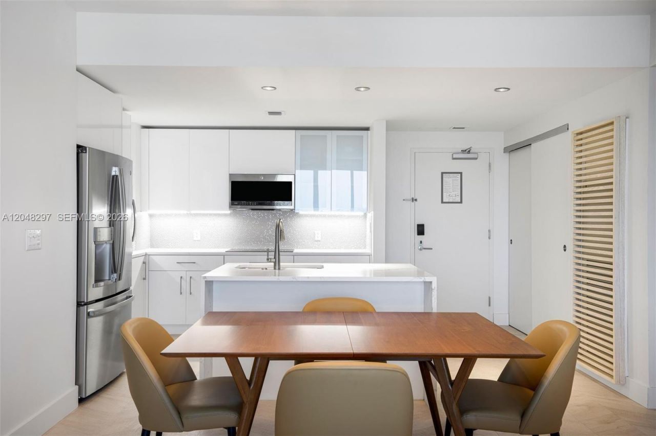 3101 Bayshore Dr , Unit 2306, Fort Lauderdale, FL 33304 Photo