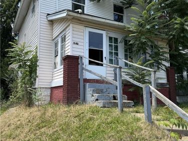 1142 Bristol Terrace, Akron, OH 44307