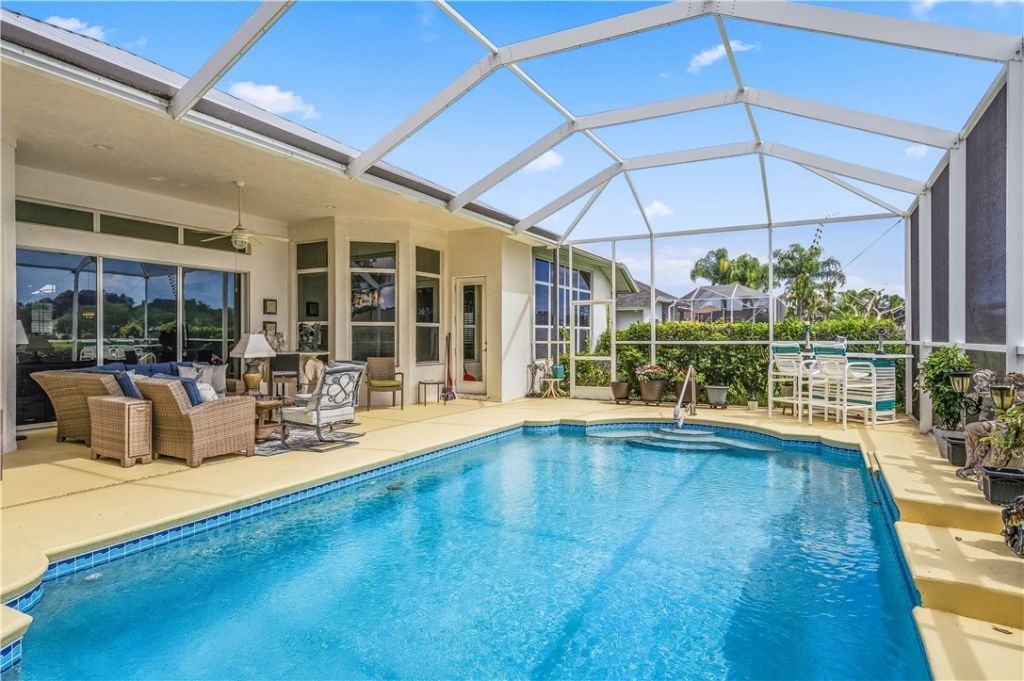 1000 White Tail Avenue Sw, Vero Beach, FL 32968 Photo