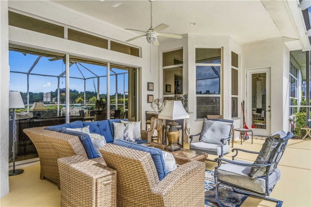 1000 White Tail Avenue Sw, Vero Beach, FL 32968 Photo