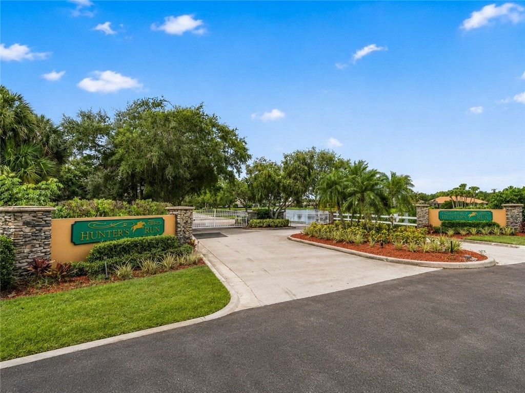 1000 White Tail Avenue Sw, Vero Beach, FL 32968 Photo