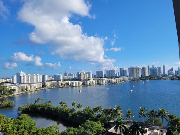17301 Biscayne Boulevard, Unit 1202, North Miami Beach, FL 33160