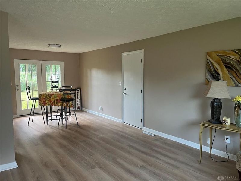 2369 Broadmoor Drive, Kettering, OH 45419 Photo 4