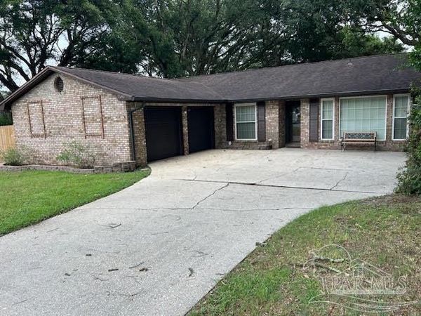 5640 Mifflin Ave, Pensacola, FL 32526