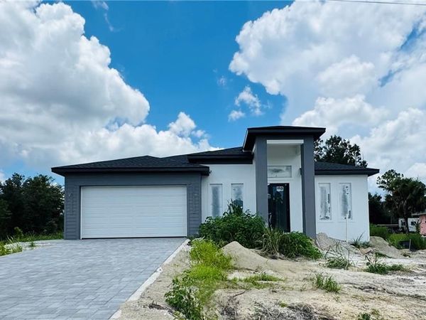 808 Richmond AVE N, LEHIGH ACRES, FL 33972