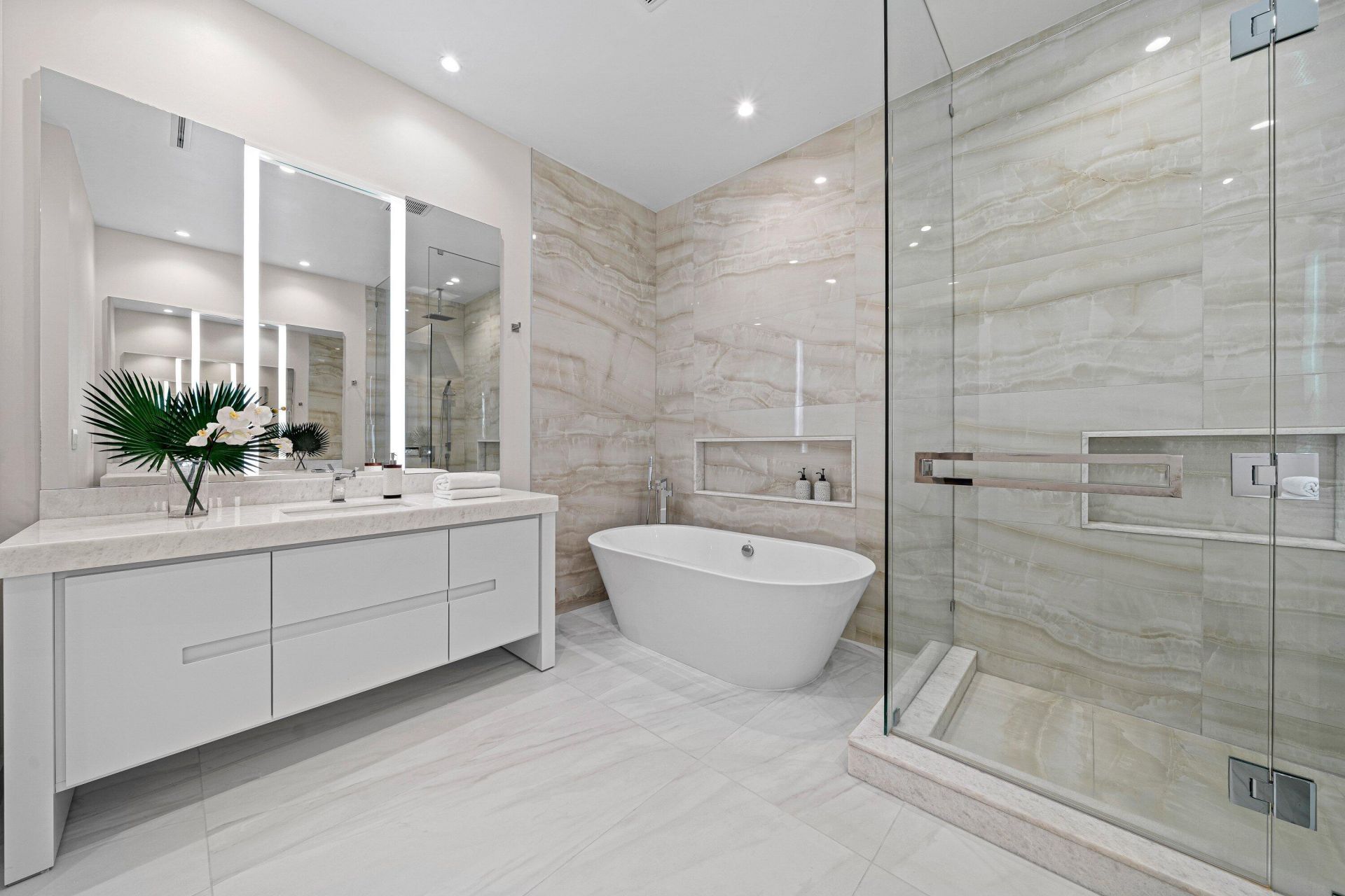 220 SE Mizner Boulevard, Unit 102, Boca Raton, FL 33432 Photo