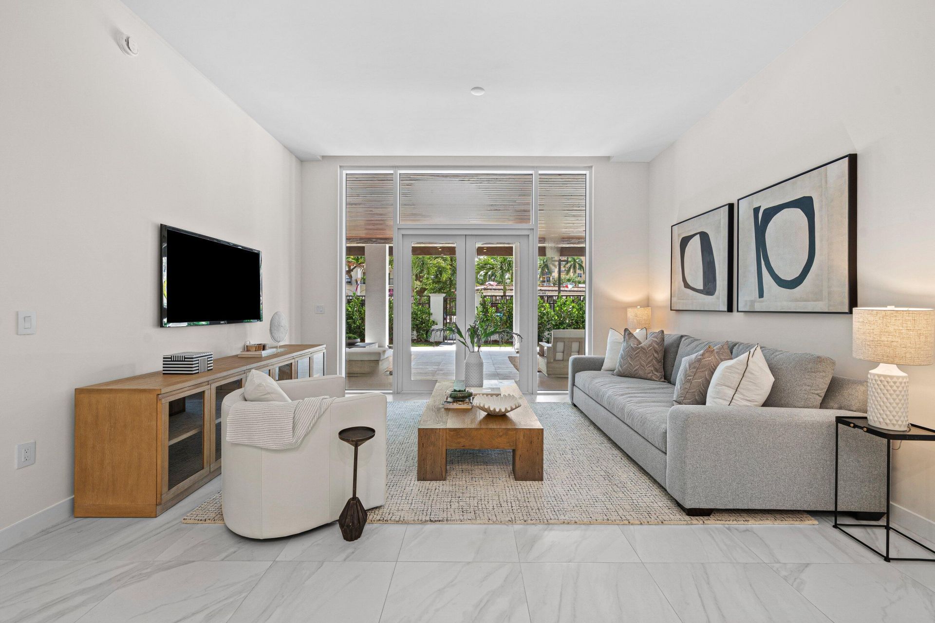220 SE Mizner Boulevard, Unit 102, Boca Raton, FL 33432 Photo