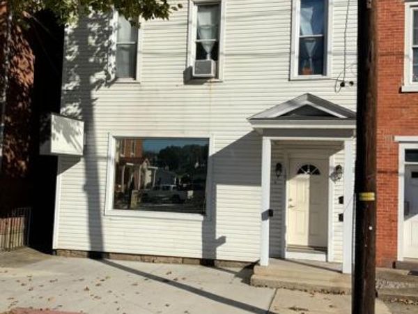 181 S TULPEHOCKEN STREET, PINE GROVE, PA 17963