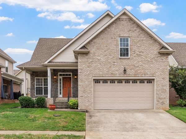 268 Turnberry Circle , Clarksville, TN 37043