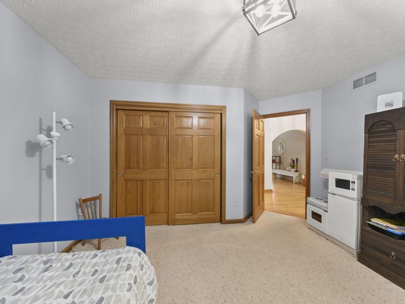 2360 Lewis Center Road, Lewis Center, OH 43035 Photo 11
