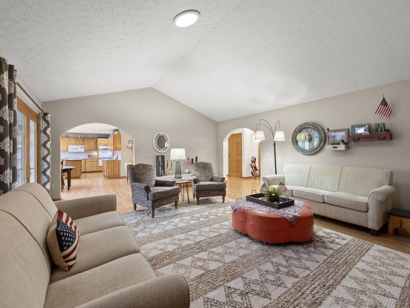 2360 Lewis Center Road, Lewis Center, OH 43035 Photo 13