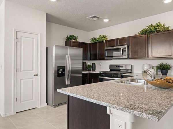 8 E El Nido Court , Los Lunas, NM 87031