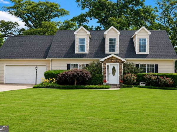 40 Lake Charles Crossing, Covington, GA 30016