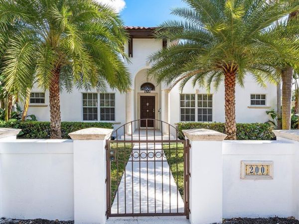 200 NE 2nd Street, Boca Raton, FL 33432