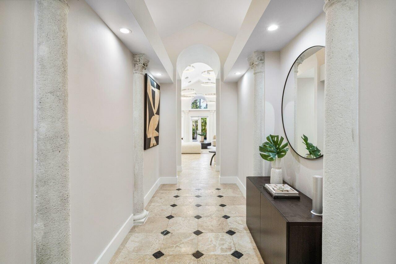 200 NE 2nd Street, Boca Raton, FL 33432 Photo