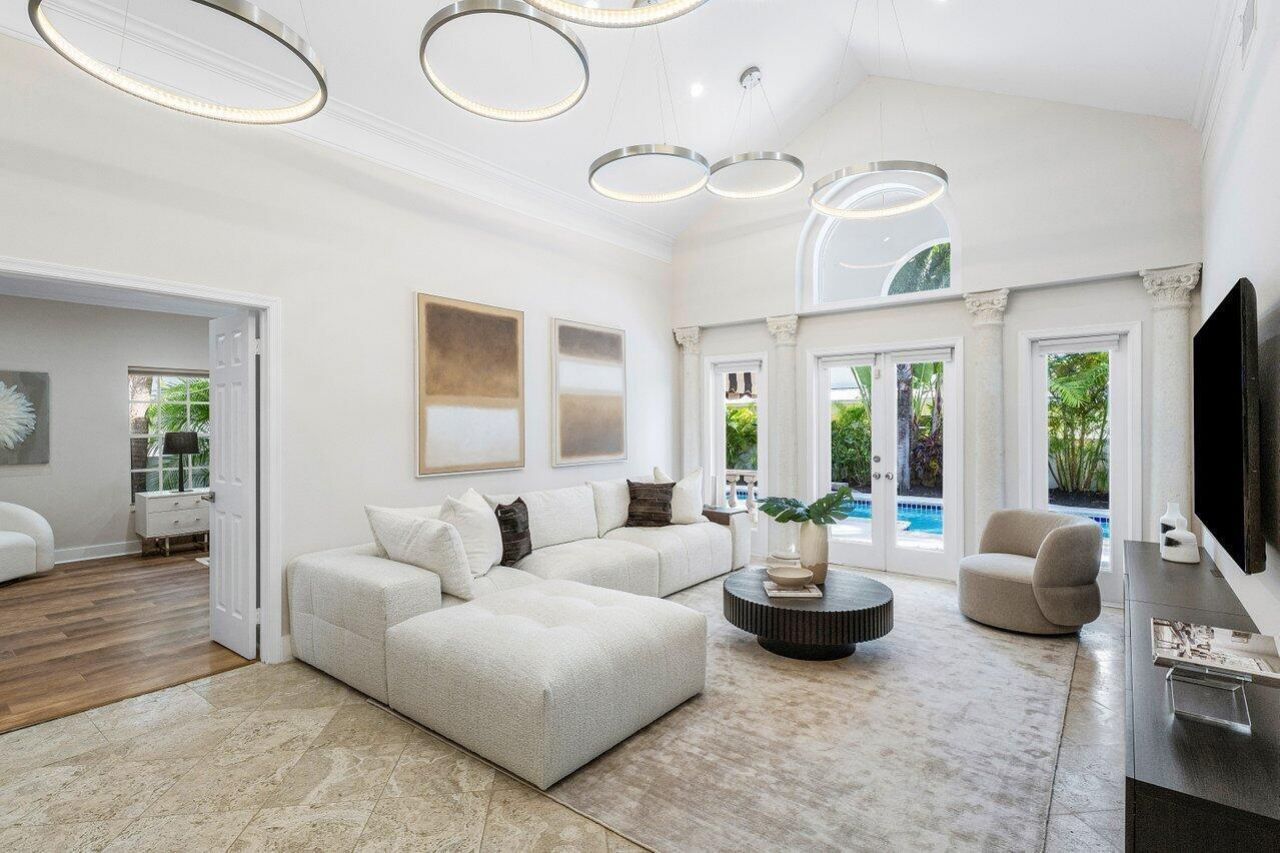 200 NE 2nd Street, Boca Raton, FL 33432 Photo