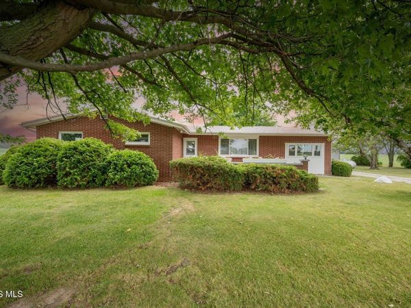 14283 County Road Ac, Wauseon, OH 43567