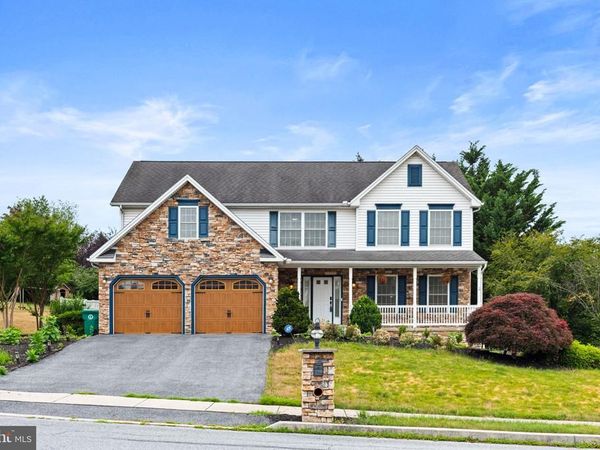 6507 LIPTAK DRIVE, HARRISBURG, PA 17112