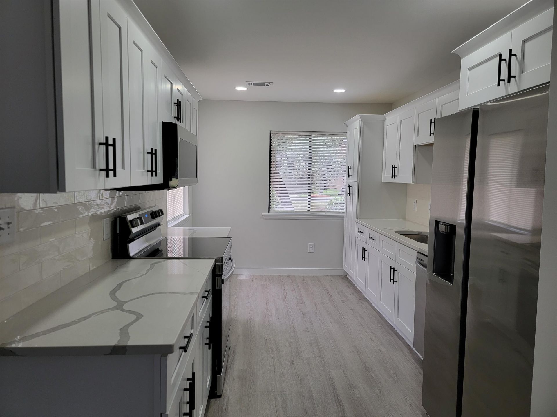 110 Berry Tree Ln. Photo 5