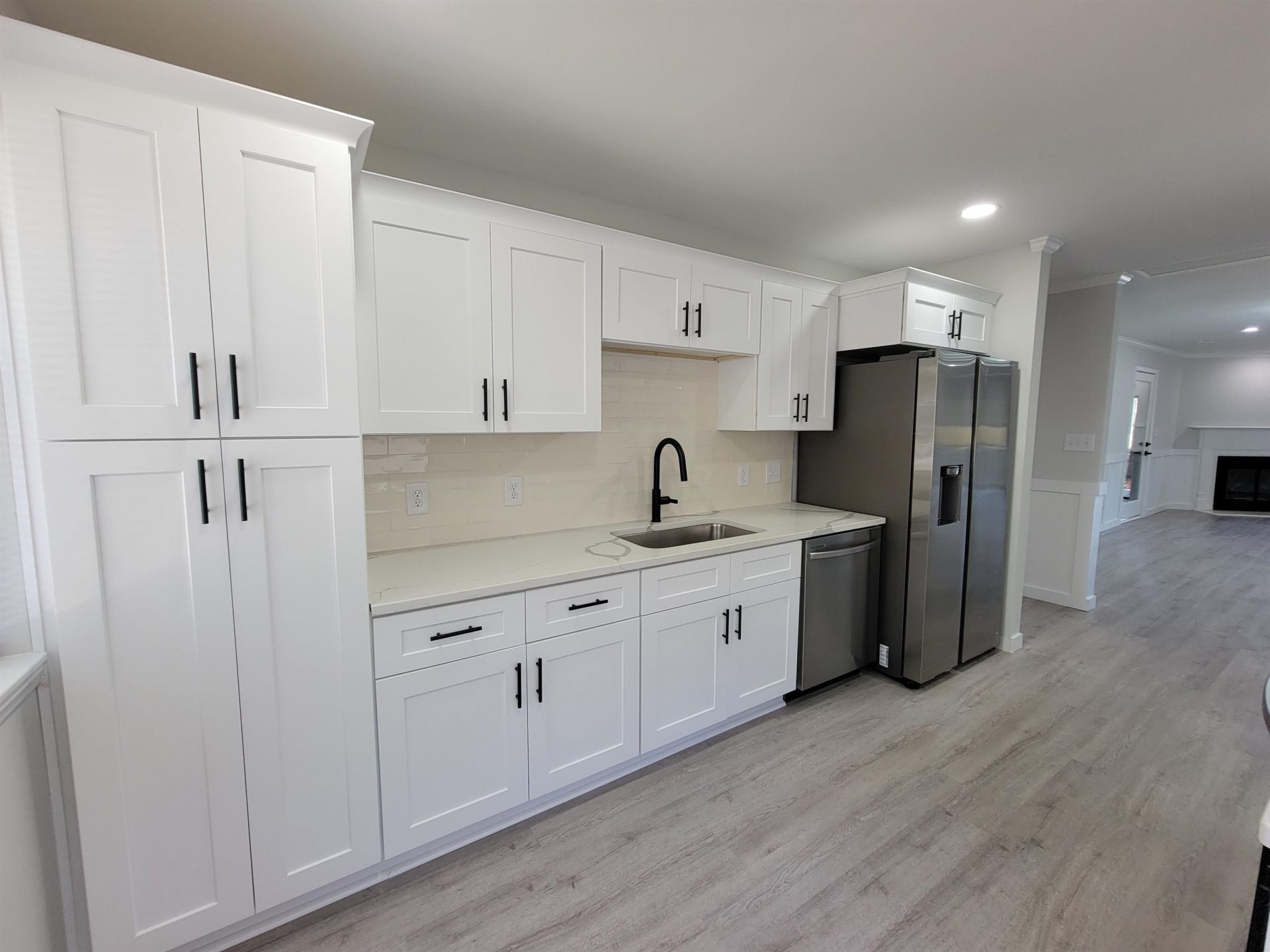 110 Berry Tree Ln. Photo 6